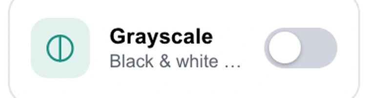 The Grayscale toggle in the Pixpoo Split PDF page preview